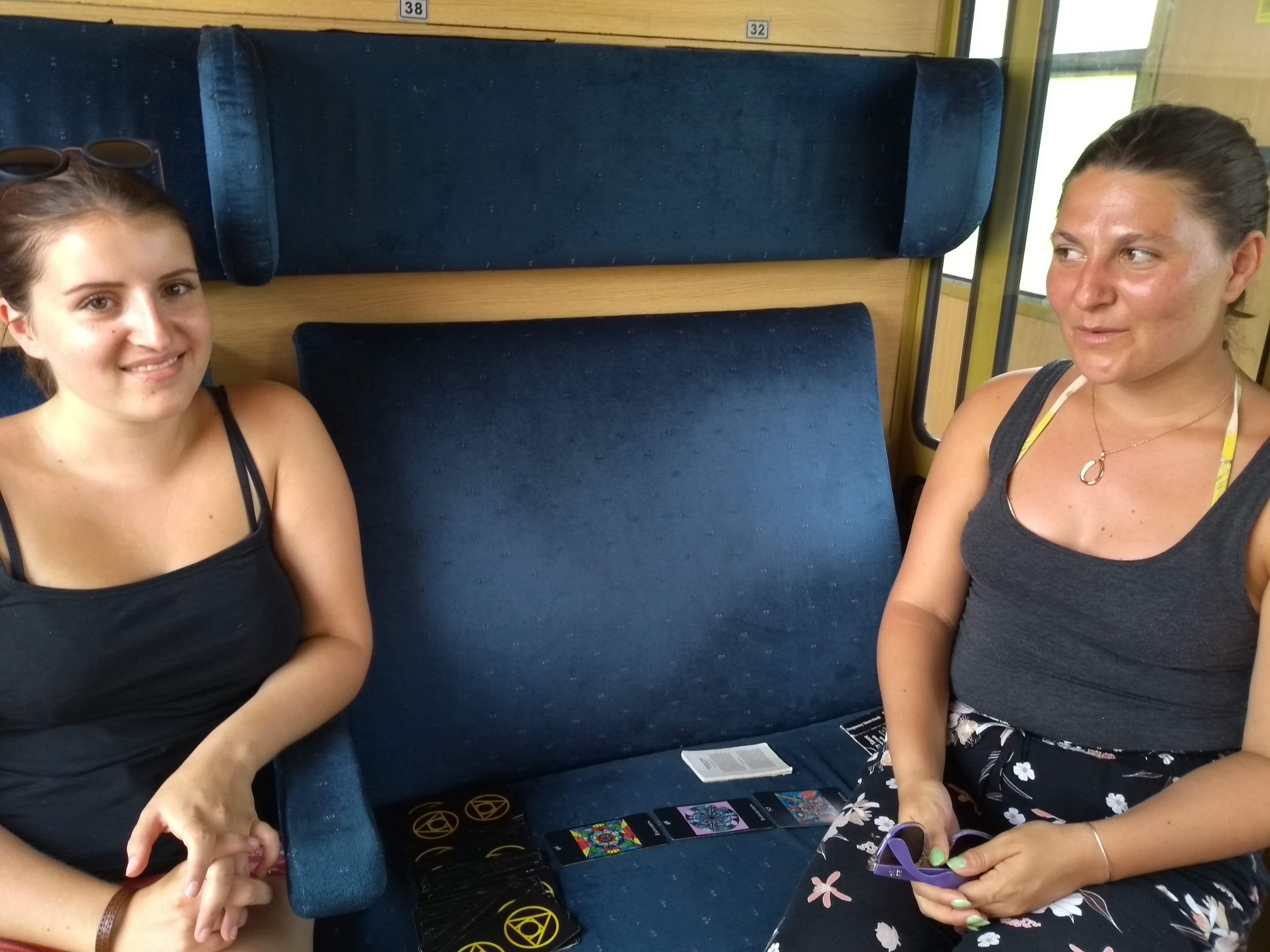 instant tarot reading with Delina in Europe on the train 